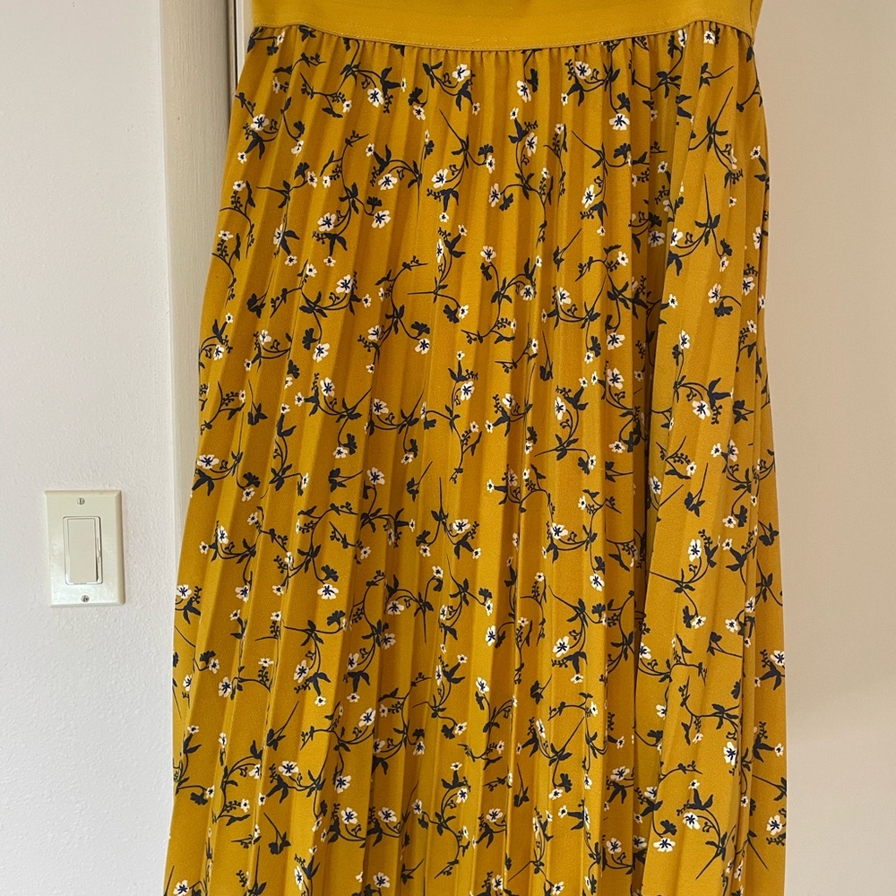 Floral Mustard Pleated Skirt